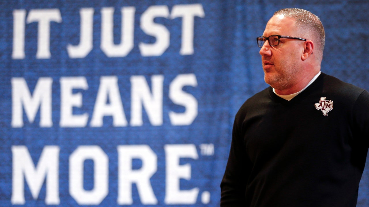 Buzz Williams working to put mark on Aggies in 1st season